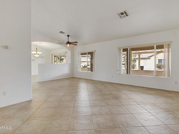 4th image of 15805 W FAIRMOUNT Avenue