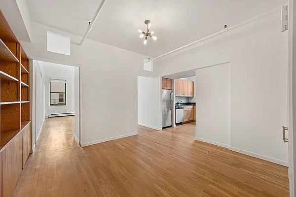Rented by The Royse Group | media 4