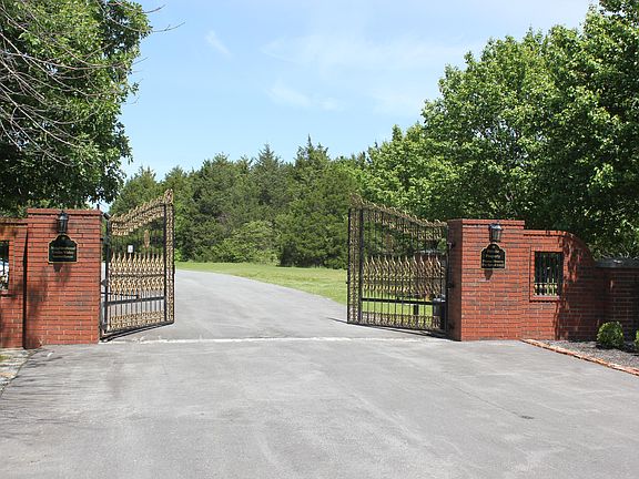 5th image of 000 Mckenzie Court Lot 10a