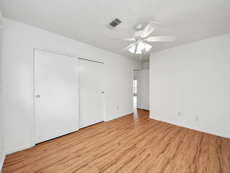 17003 Amidon Dr — Photo 24