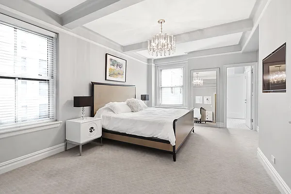 Sold by Compass | media 7