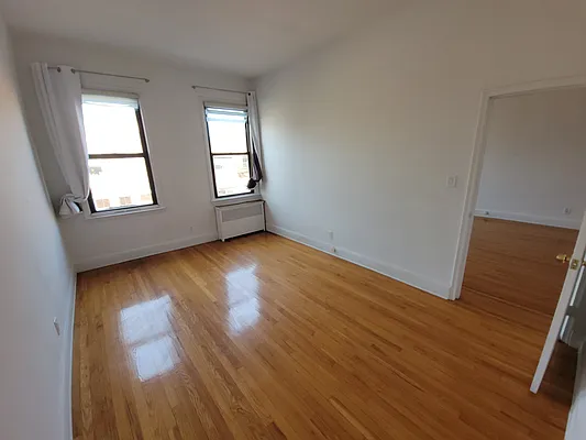 Rented by Downtown Mgt & Realty LLC | media 2