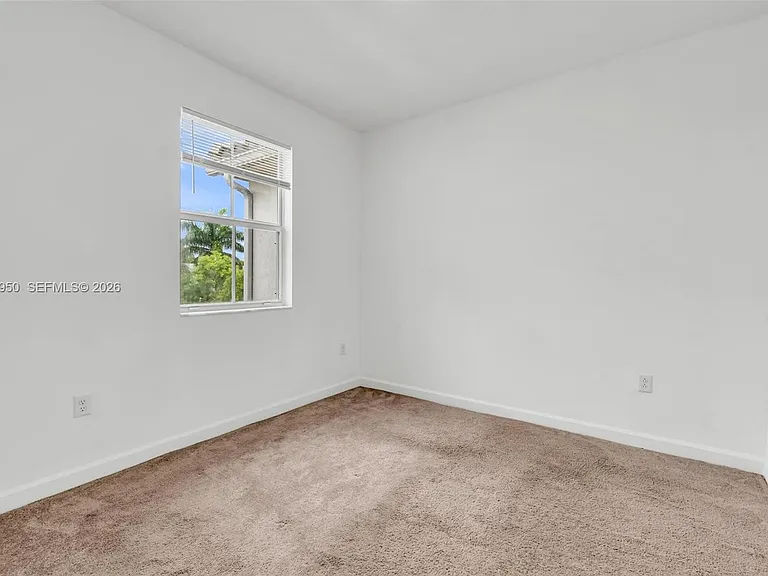 1791 SE 27th Ter #1791 — Photo 9