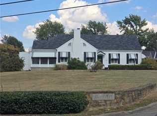 505 Sunset Dr, Fort Scott, KS 66701