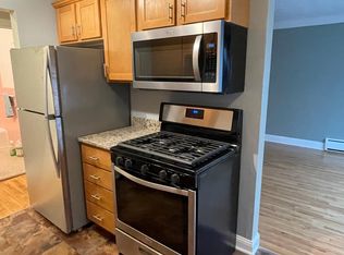 1621 7th St W, Saint Paul, MN 55102