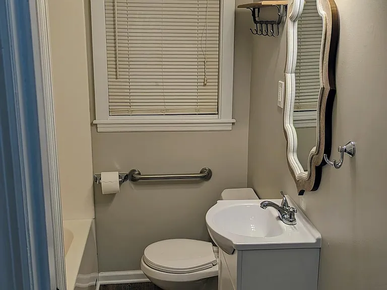 BATHROOM #2