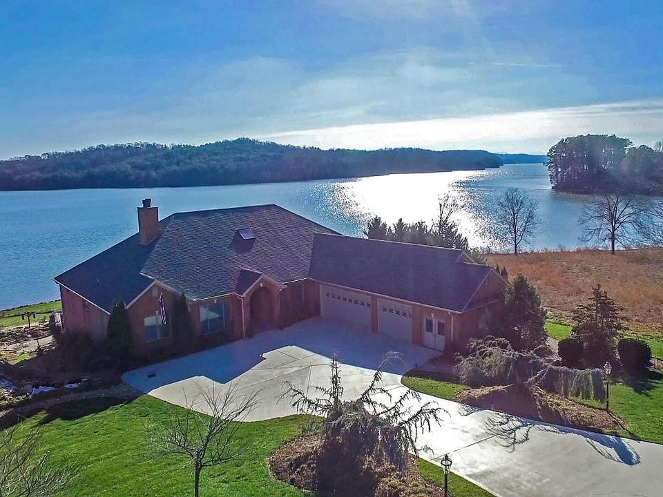 1st image of 121 Tanasi Ct