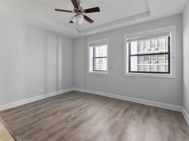 The Legacy HB at Clarendon Park — Photo 2
