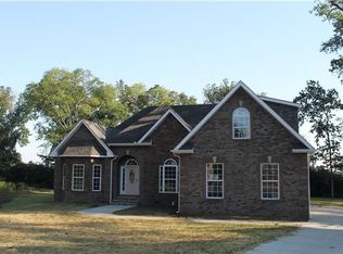 4555 Smitty Dr, Murfreesboro, TN 37128