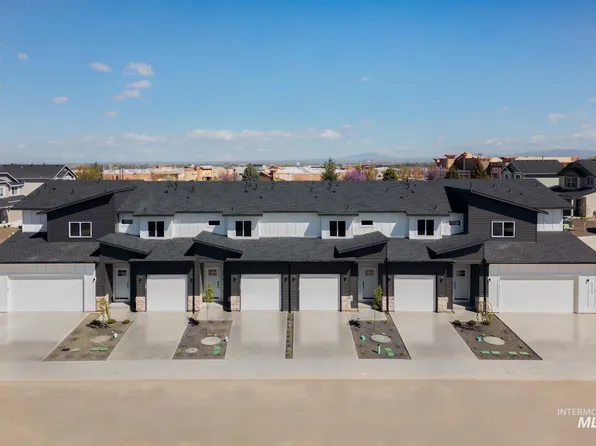 5003 E Woodward Ln, Nampa, ID 83687