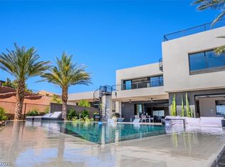 12 Falling Canyon Ct, Henderson, NV 89011