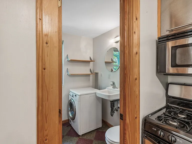 501 Ashland Ave — Photo 14