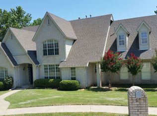 1211 E 14th Ct, Sand Springs, OK 74063