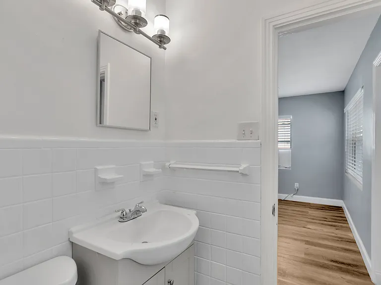1233 Grove St — Photo 18