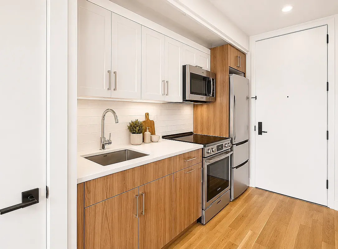 212 Malcolm X Blvd — Photo 3