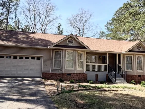 106 Fawn Ln, Greenwood, SC 29646
