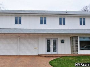 3956 Bea Ct, Oceanside, NY 11572