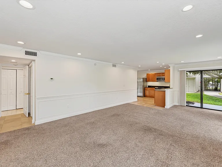 2220 Bahia Vista St #G4 — Photo 3