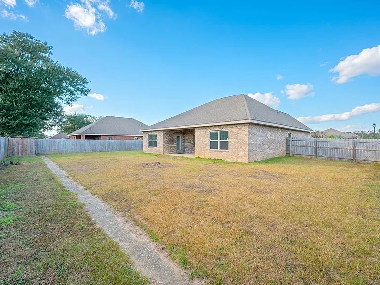 3927 Tuscany Way — Photo 34