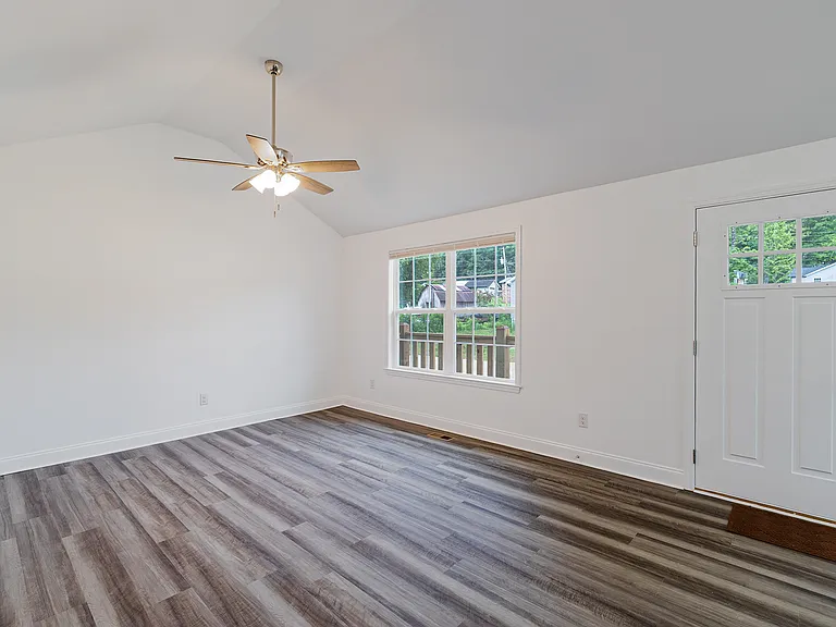 188 Silas Way #A — Photo 7