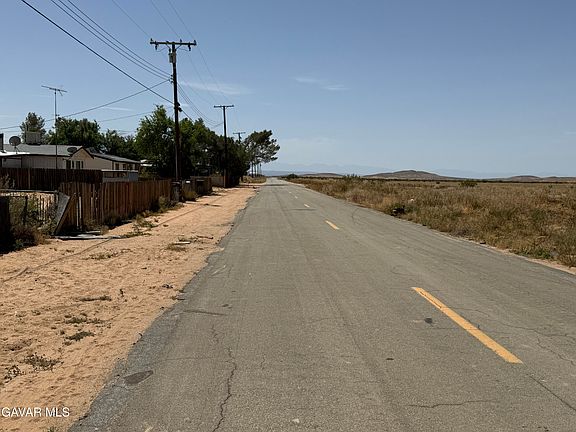 2nd image of 18296 Claymine Rd
