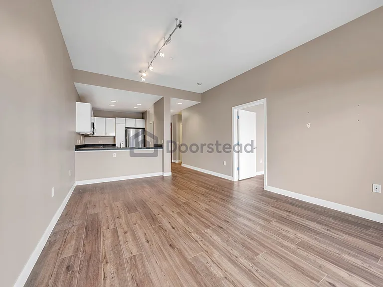 451 Kansas St #322 — Photo 10