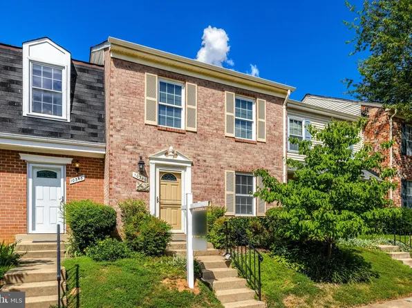 10346 Granite Creek Ln, Oakton, VA 22124