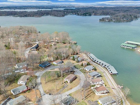 3rd image of 300 Mill Lake Rd