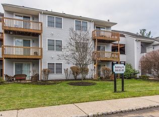 166 Stonyridge Dr, Lincoln Park, NJ 07035