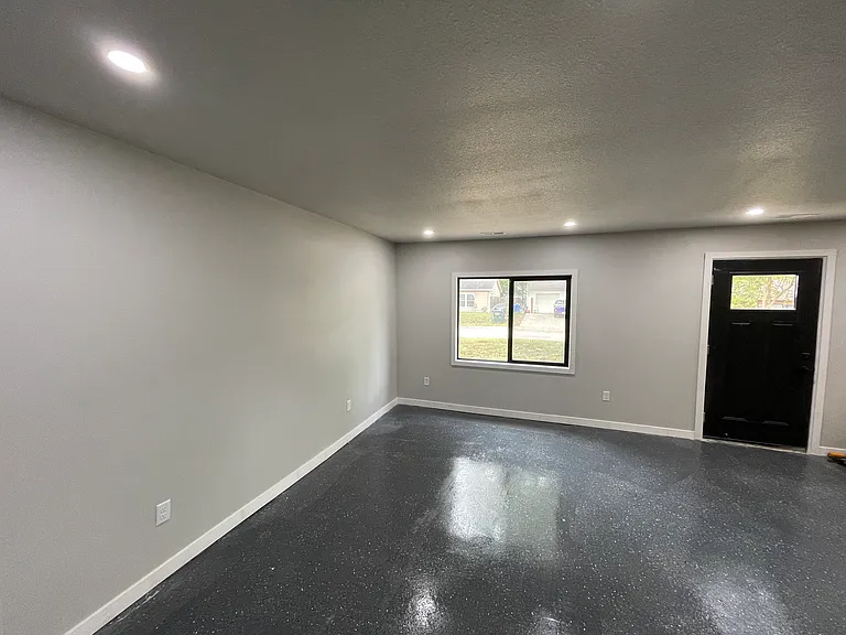 1522 Wedgewood Dr — Photo 8