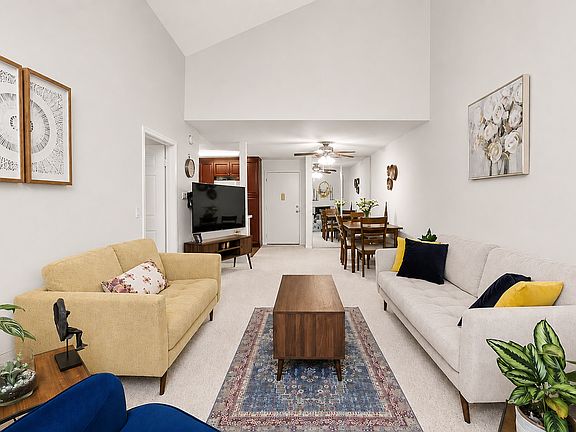 2nd image of 21550 Burbank Blvd APT 302