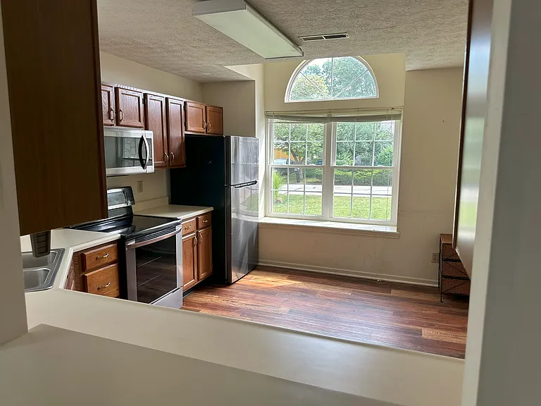 3004 Village Park North Dr — Photo 20