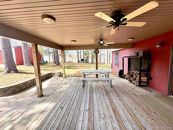 5th image of 10931 N Roberts Rd