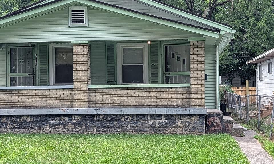 1st image of 1435 W 32nd St
