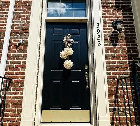 3rd image of 3922 Charles Ave