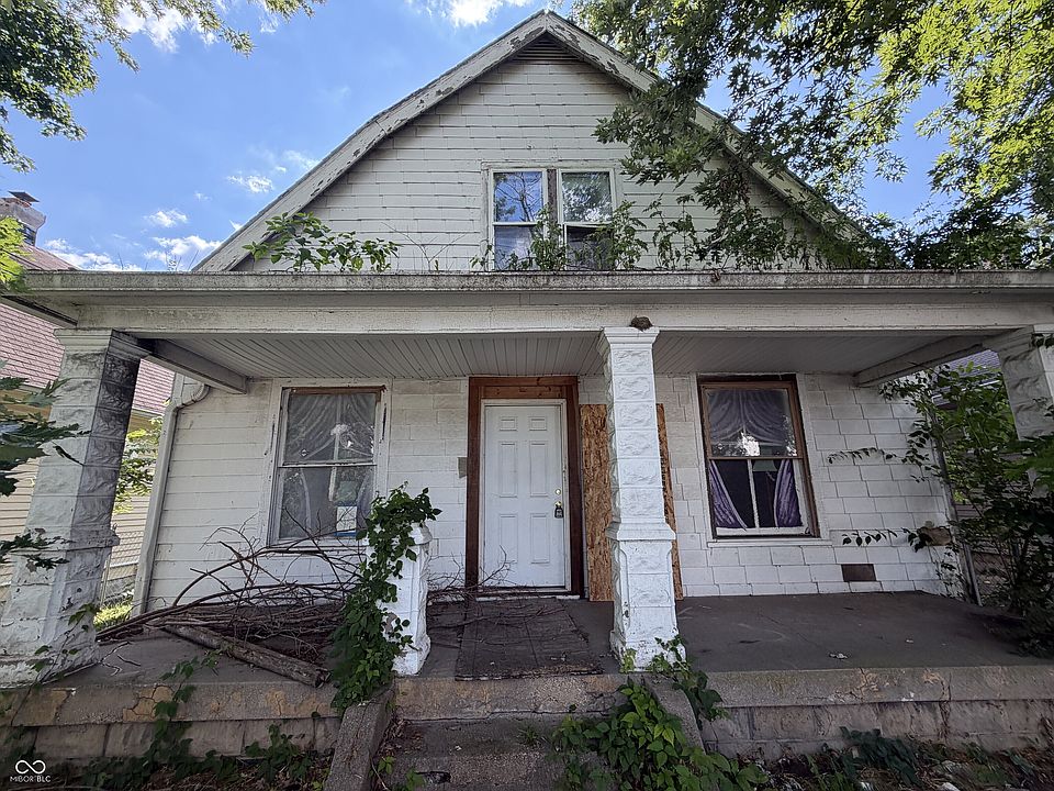 1st image of 640 N Gray St