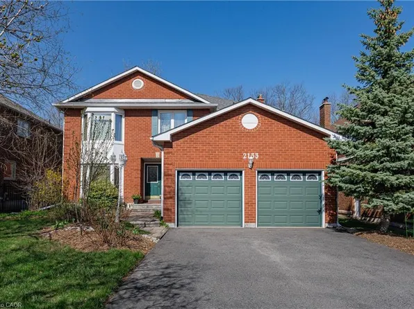 2133 Grand Blvd, Oakville, ON L6H 5M3
