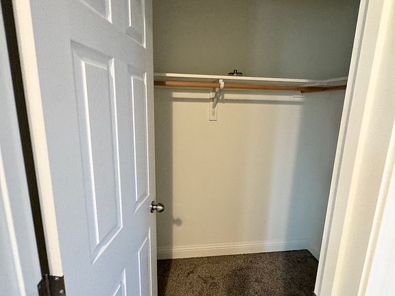 5th image of 10440 S Pinto St