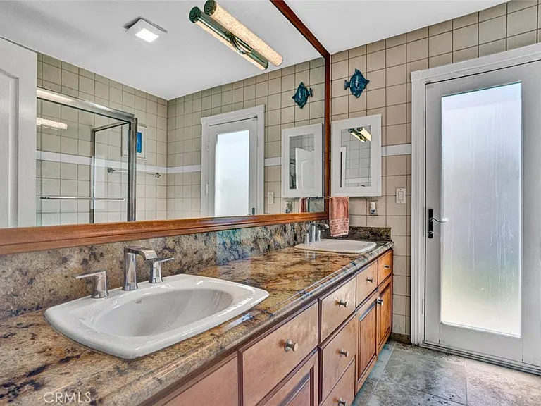 15442 Eiffel Cir — Photo 14