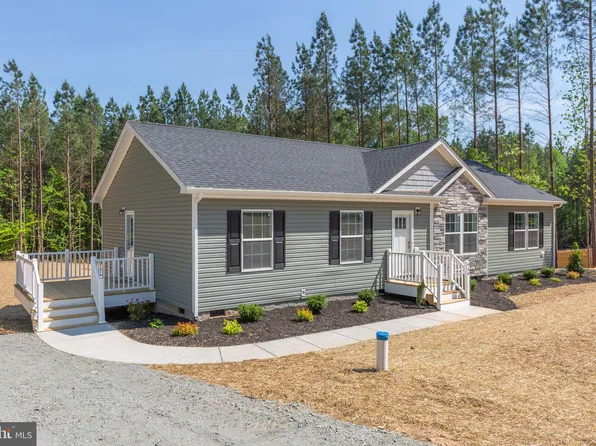 946 Centerville Rd, Mineral, VA 23117