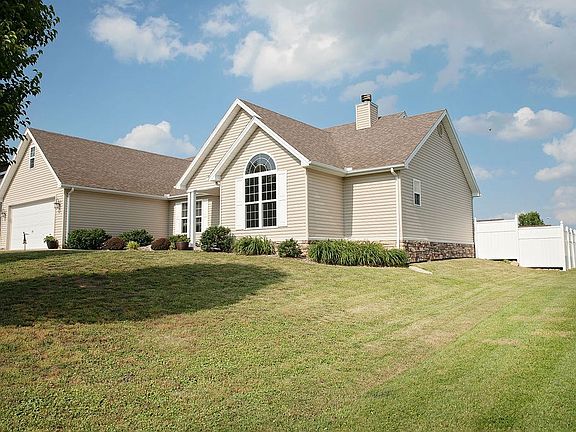 4th image of 2510 Magnolia Ct