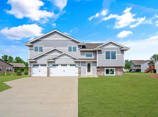 7432 Rolling Meadows Cir, Pine City, MN 55063