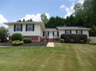 106 Moorland Dr, Anderson, SC 29625