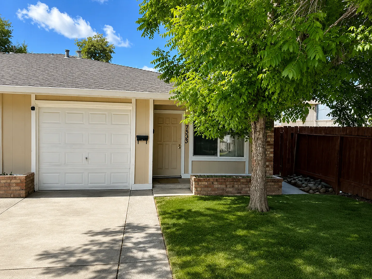 7321 Gail Way — Photo 1