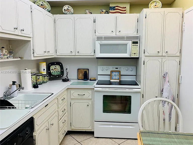 1985 S Ocean Dr #6K — Photo 6