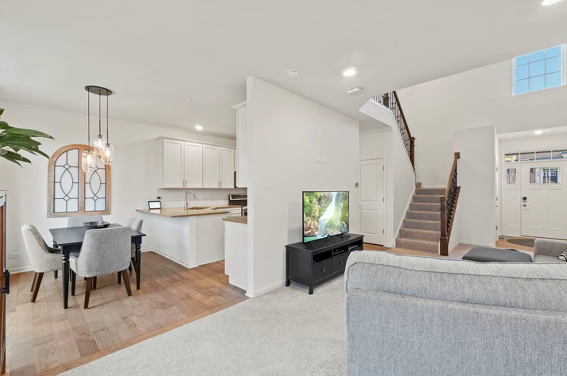 2 bed, 2.5 bath, 1481 sqft, $2,795 — Photo 2