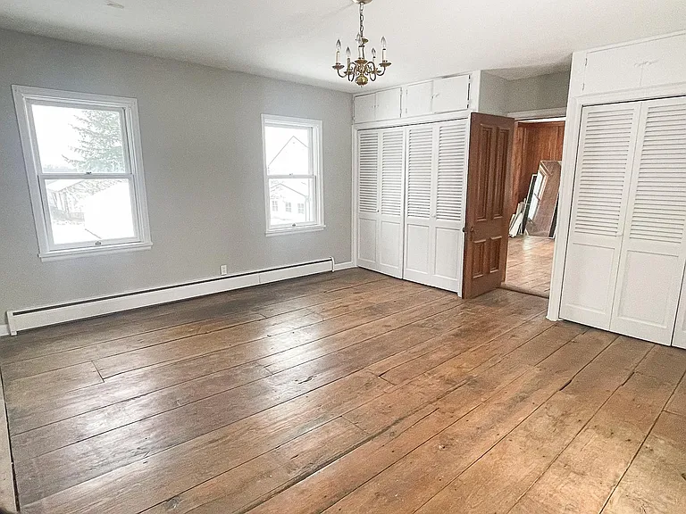 565 S Illinois Ave — Photo 18