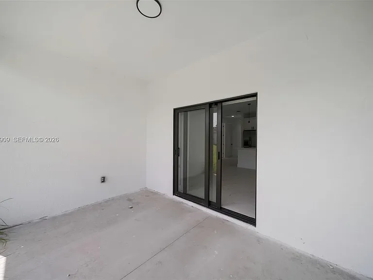 4744 27th St SW — Photo 22