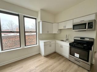 908 S Loomis St APT 4R, Chicago, IL 60607