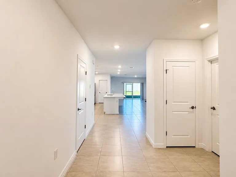 4434 Petunia St — Photo 3